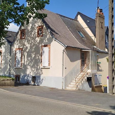 Chez Mathilde, Studio Sur Laval Лавал Екстериор снимка